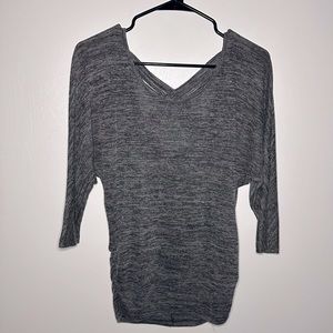 Inspired Hearts Women’s Gray Quarter Sleeve Scrunch Sides Top Size M